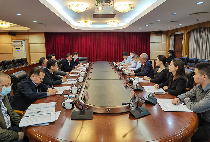 1669978170291001045.jpg 院长1.jpg