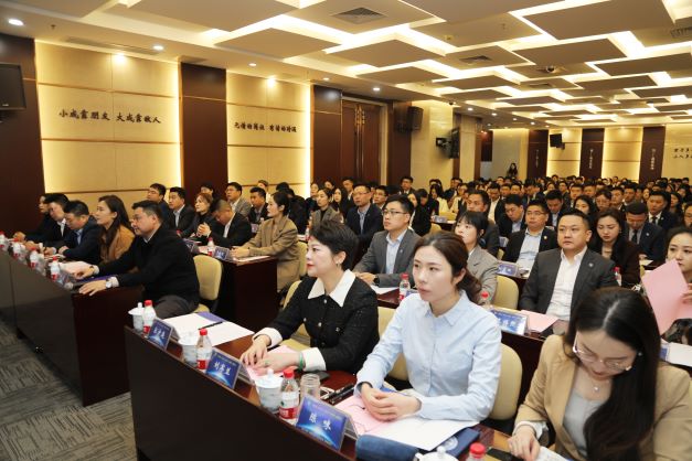 1677837085090071657.jpg 正三严昊图片_20230303145943_proc.jpg