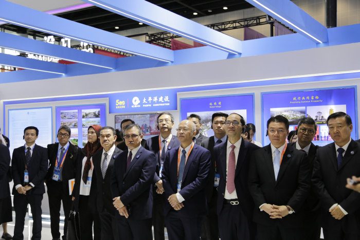 住建部党组书记、部长倪虹携东盟各国建设部长参观“中国—东盟建筑业合作与发展成果展”亚洲av
展位4.jpg