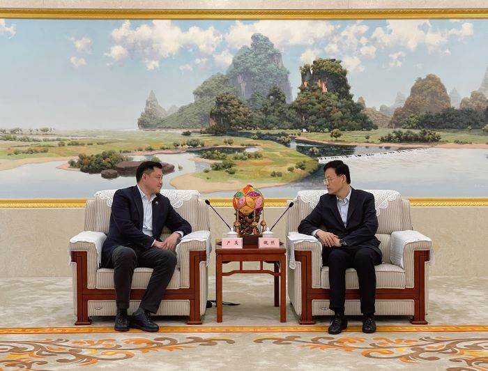 1709890068294001988.jpg 严昊同2.jpg