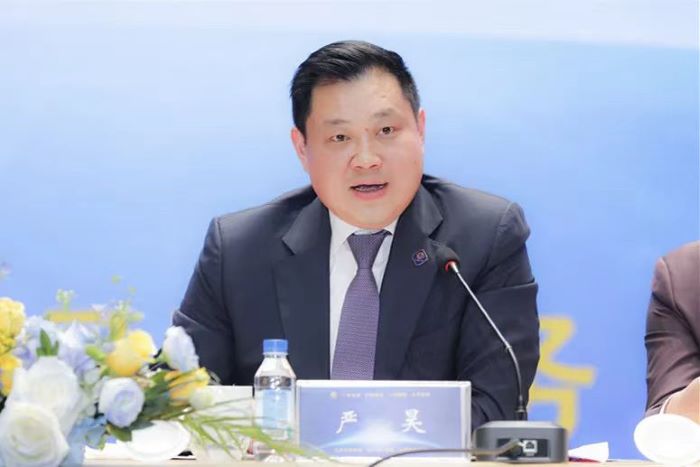 亚洲av
召开2025年第一次董事局（扩大）会议3.jpg